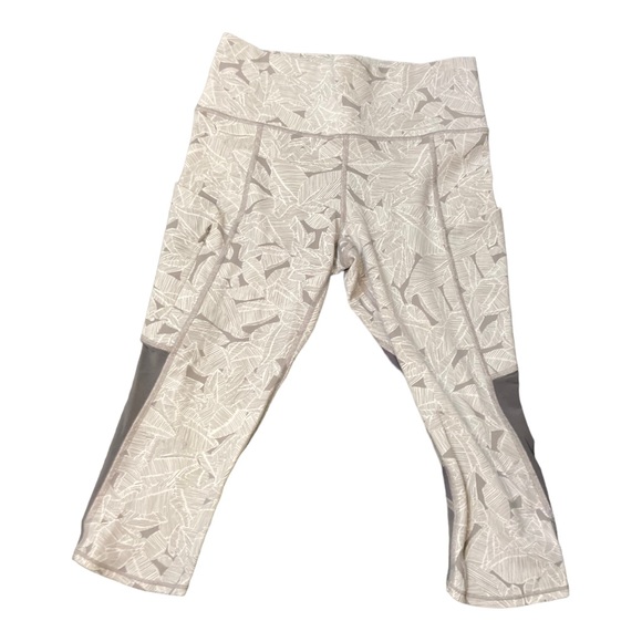 Athleta Leggings Short Style Gray and White Size Small - Picture 1 of 5